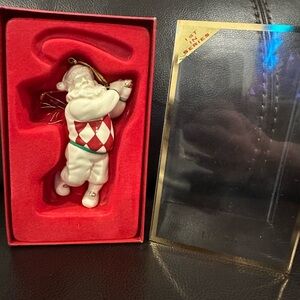 Lenox “Golfing Santa" CHRISTMAS TREE ORNAMENT
1st in Series